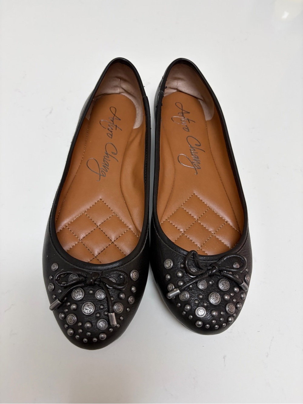 Arturo Chiang Black Leather Embellished Ballet Flats with Stud Accents